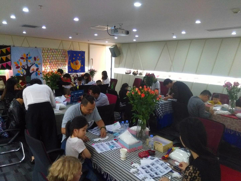 4月22日:[深圳]景鴻親子同樂會圓滿舉行，親子手工歡樂不斷