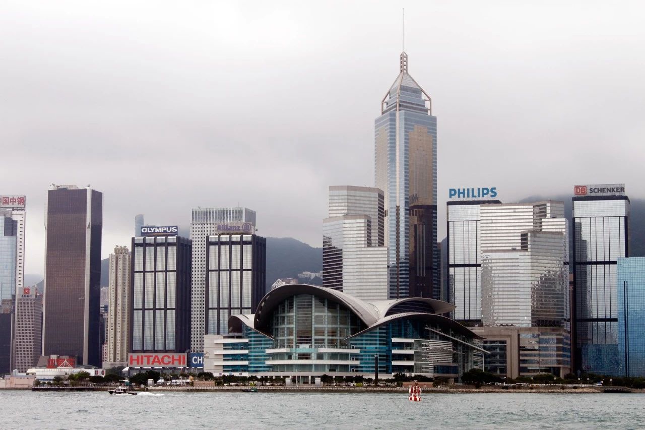 [熱門推薦]香港人最清楚，擁有一個港人身份，坐享香港+內(nèi)地福利有多幸福~