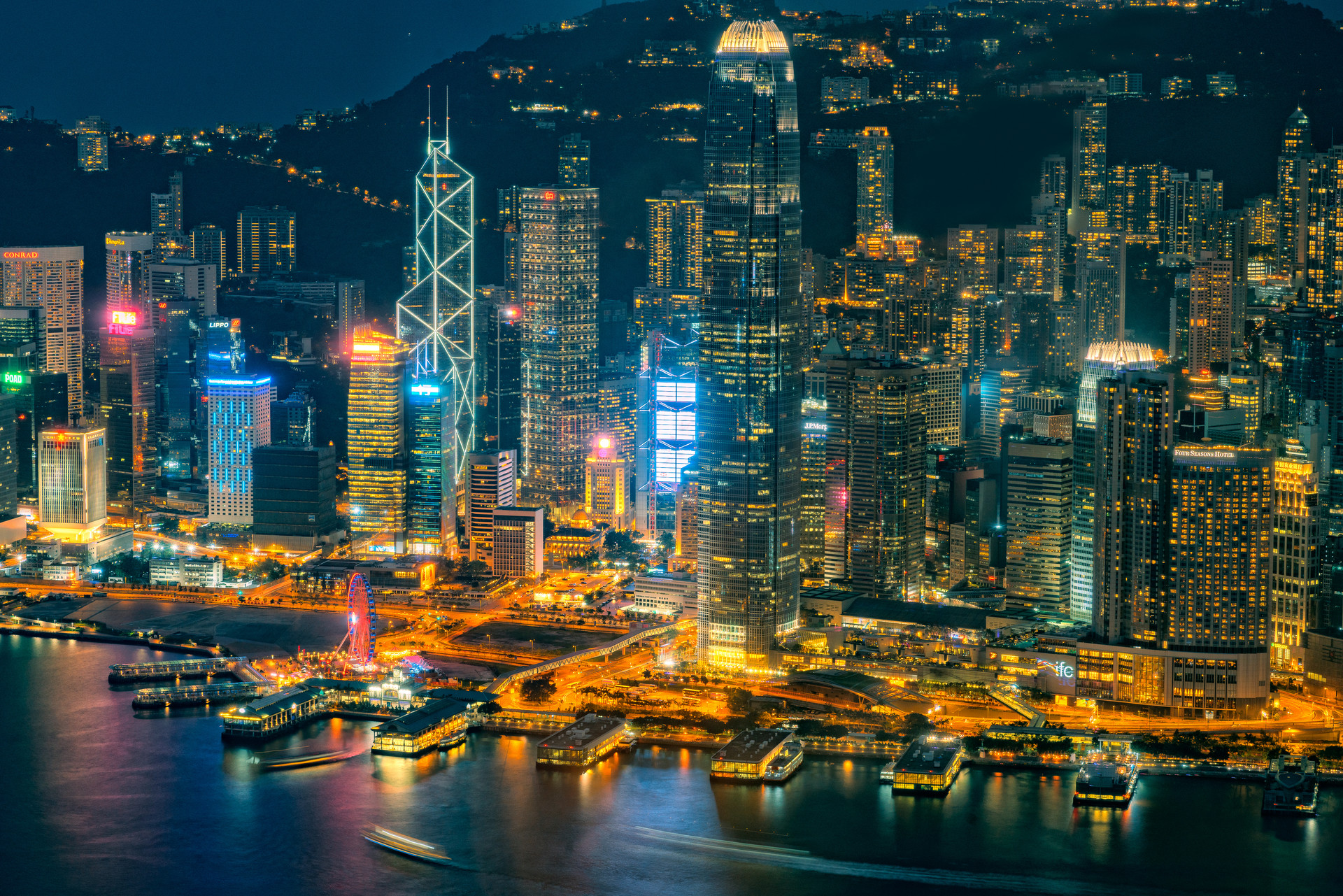 香港卓越專才計(jì)劃丨無需評分，N個(gè)客戶快速收獲香港身份的vip通道！優(yōu)勢多多