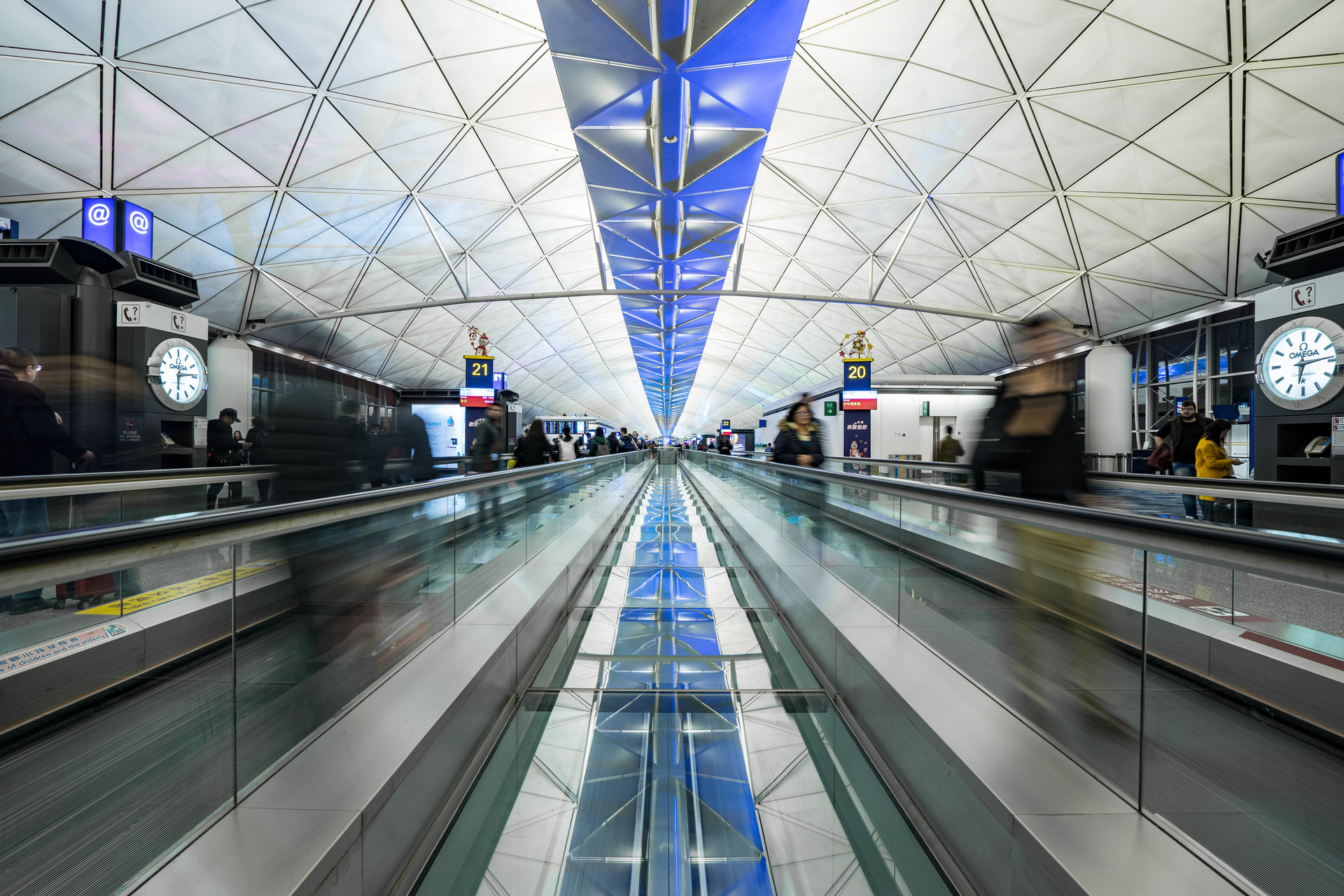 香港2月6日起全面通關(guān)！向全球旅客派發(fā)消費(fèi)券、50萬張機(jī)票！