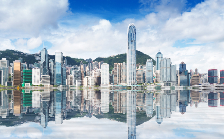 新加坡VS香港，投資移民政策均有大調(diào)整，一個(gè)在收緊？一個(gè)在放寬？